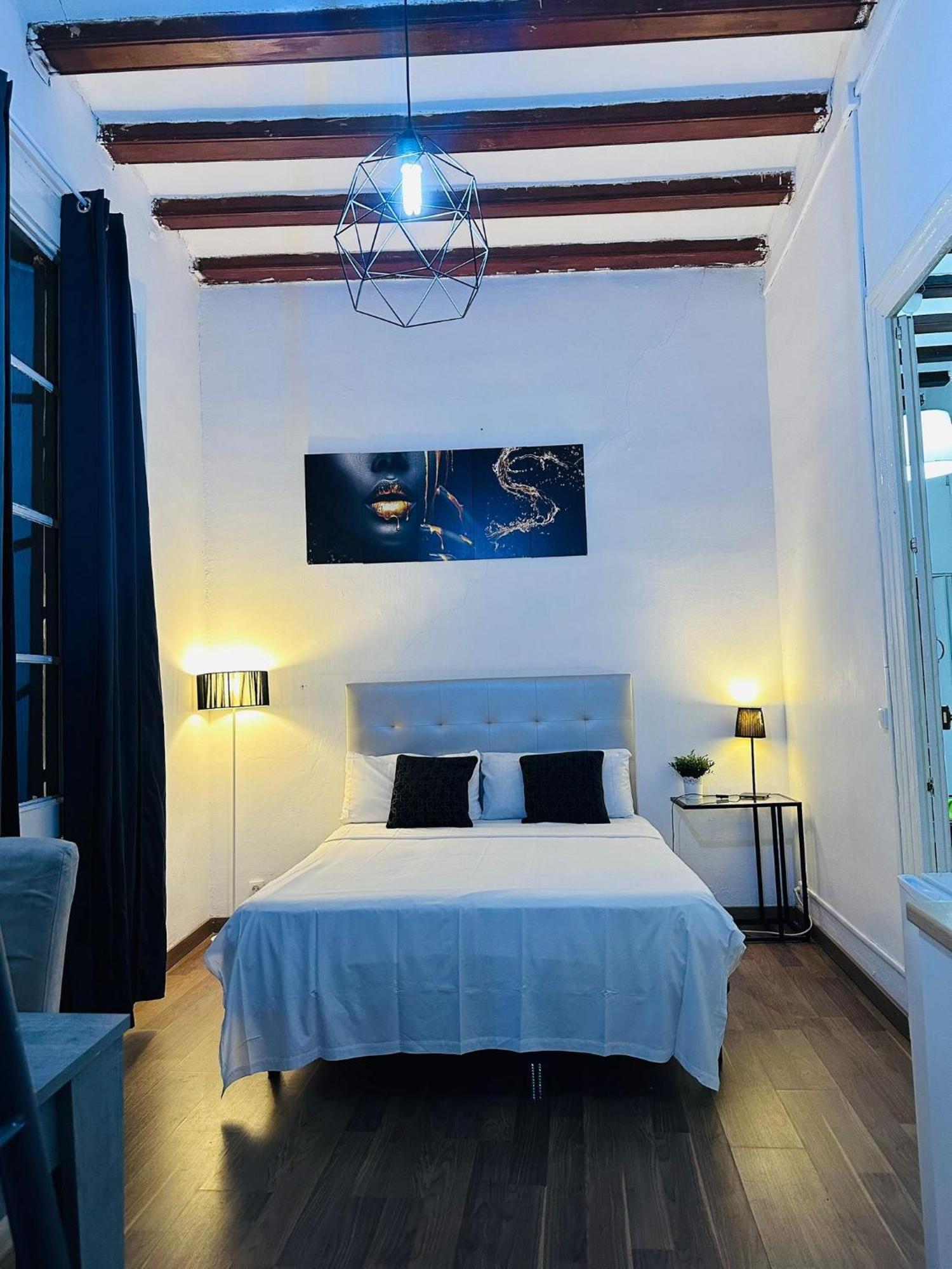 Central Cozy Suite Barcelona Exterior photo